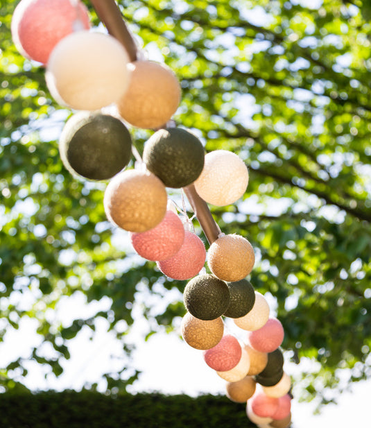 Cotton Ball Lights - Buitenlichtslinger -  Jardín