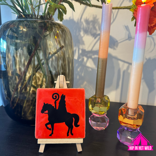 Tegeltje rood met Sinterklaas in zwart