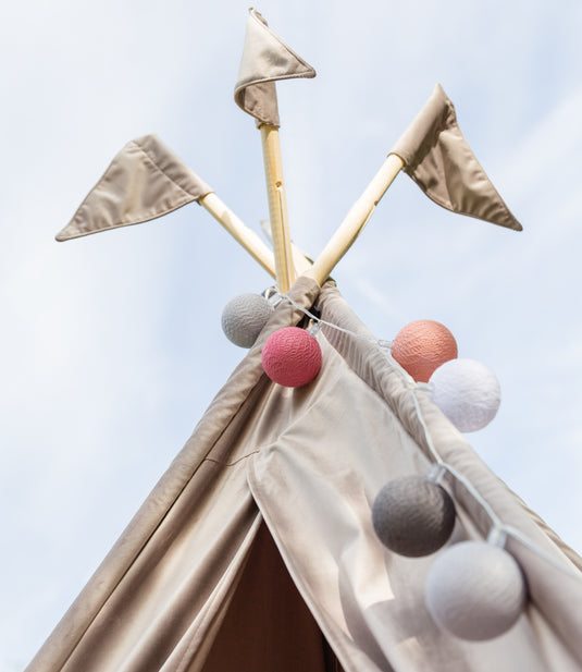 Cotton Ball Lights – Buitenlichtslinger - Roza Viejo