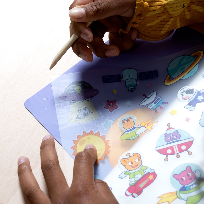 Afbeelding laden in Galerijviewer, Ooly – Set The Scene Transfer Stickers – Galaxy Buddies
