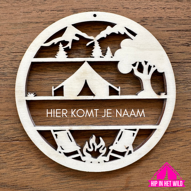 Afbeelding laden in Galerijviewer, Houten naamcirkels 25cm in caravan, camper, tent, bus hefdak of campervan
