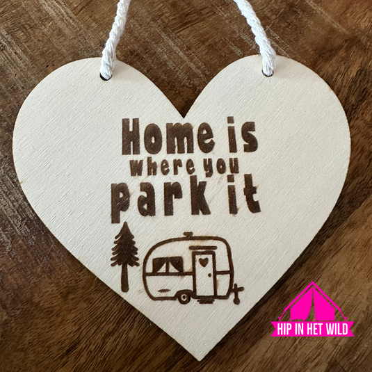 Houten harten met caravan, camper en vouwwagen spreuken