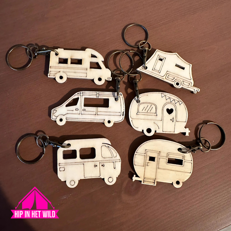 Afbeelding laden in Galerijviewer, Houten Sleutelhangers in diverse type caravans, campers of vouwwagen
