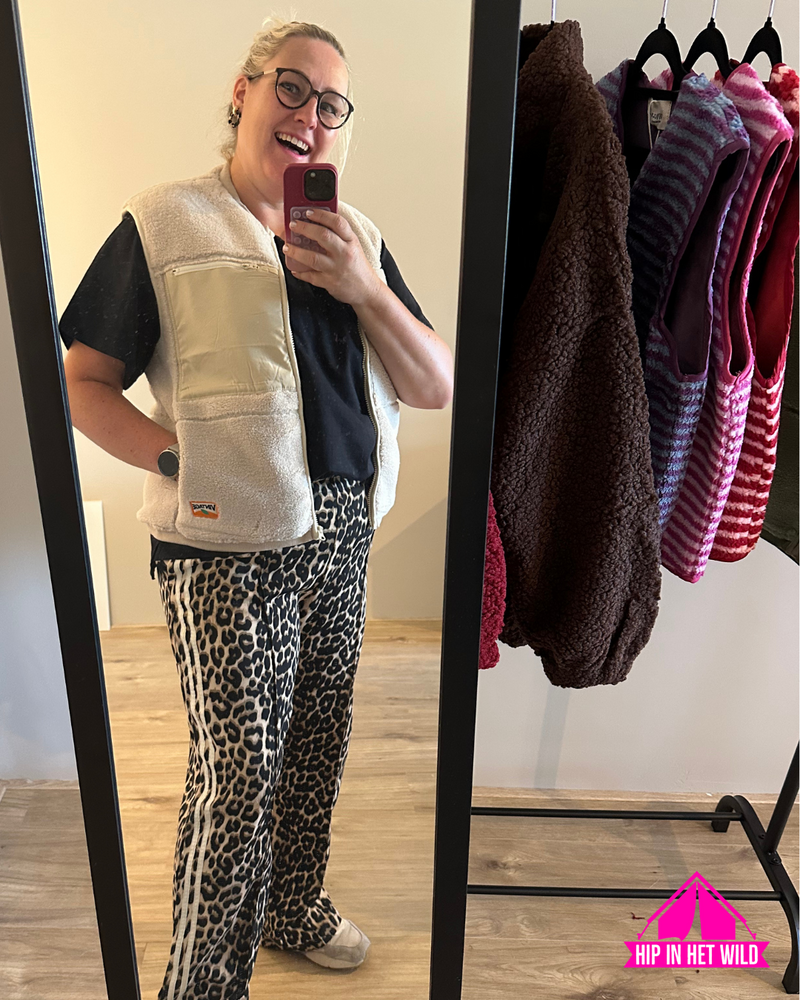 Afbeelding laden in Galerijviewer, Teddy Gilet in Beige
