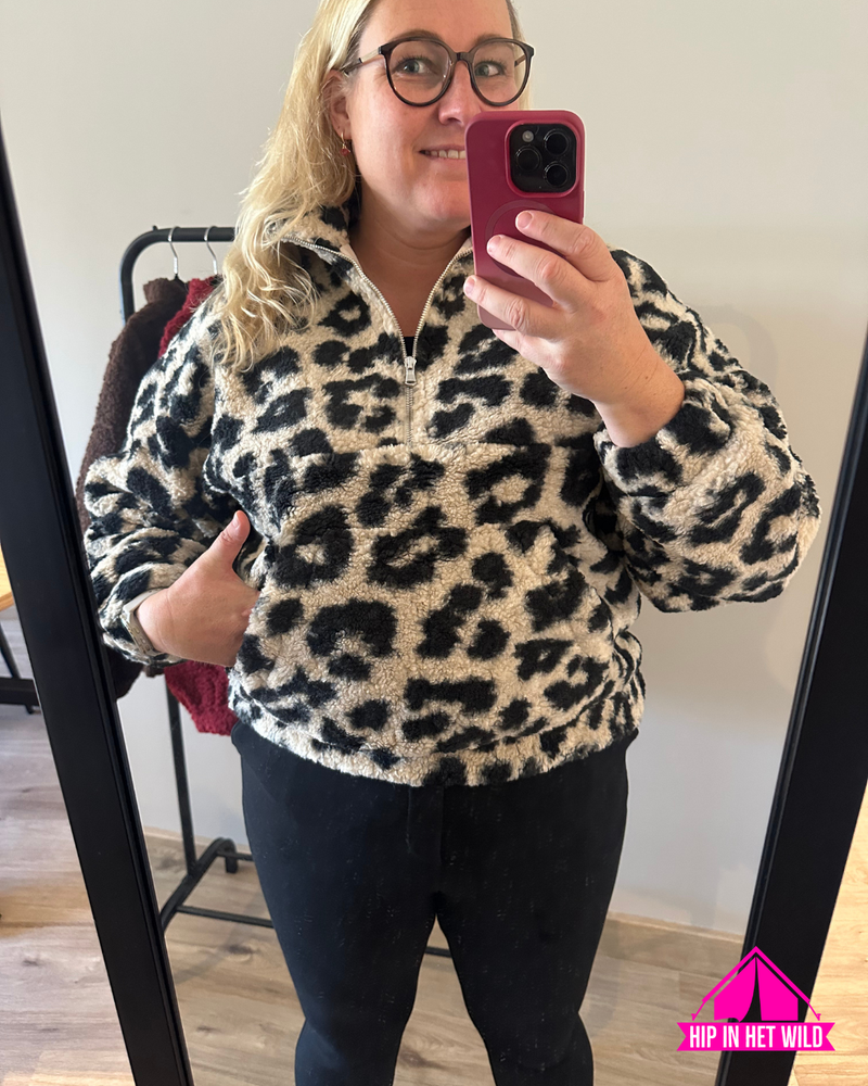 Afbeelding laden in Galerijviewer, Warme Teddy Pantertrui met Rits – Beige
