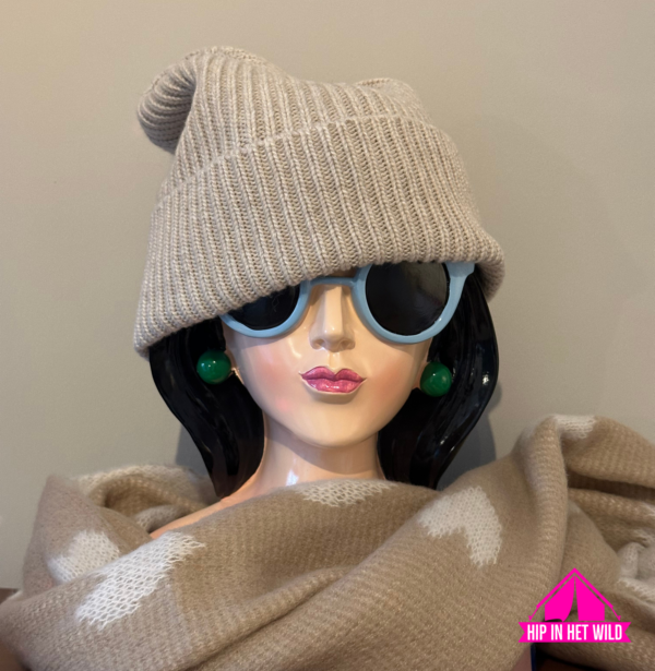 Afbeelding laden in Galerijviewer, Muts - Beanie - Ecru - Greencash garen Eco Cashmere
