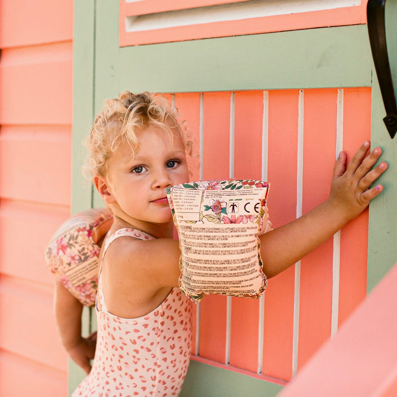 Afbeelding laden in Galerijviewer, Swim Essentials | Blossom | Meerkleurige Zwembandjes
