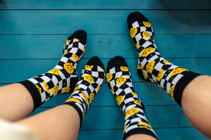 Afbeelding laden in Galerijviewer, Tintl Black &amp; white Smiley sokken
