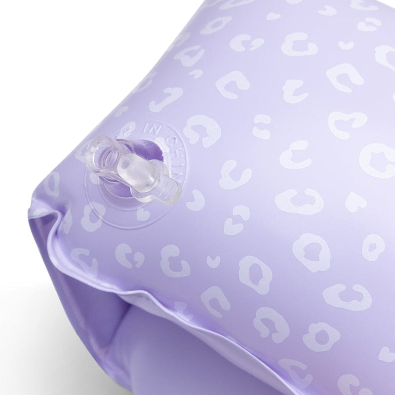 Afbeelding laden in Galerijviewer, Swim Essentials Zwembandjes Lila Panterprint
