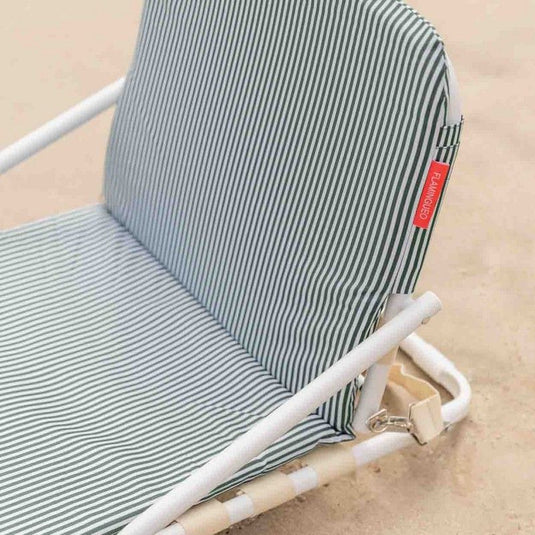 Groen gestreepte strandstoel