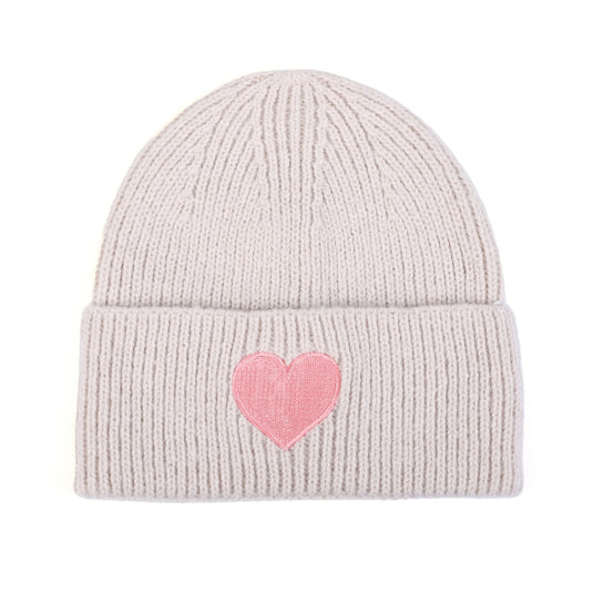 Beige muts met roze hartje