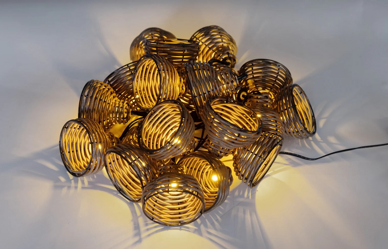 Afbeelding laden in Galerijviewer, Human Comfort LED Lichtslinger Klassiek Bruin – 20 lampjes – 5 meter

