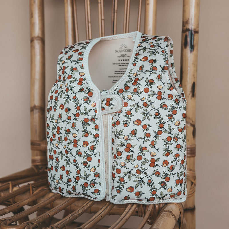 Afbeelding laden in Galerijviewer, Pommegranate | Floating Vest Salted Stories 2026
